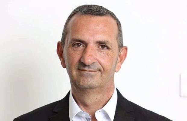 עדי צים בעלים